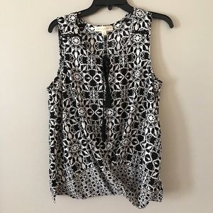 Sleeveless blouse
